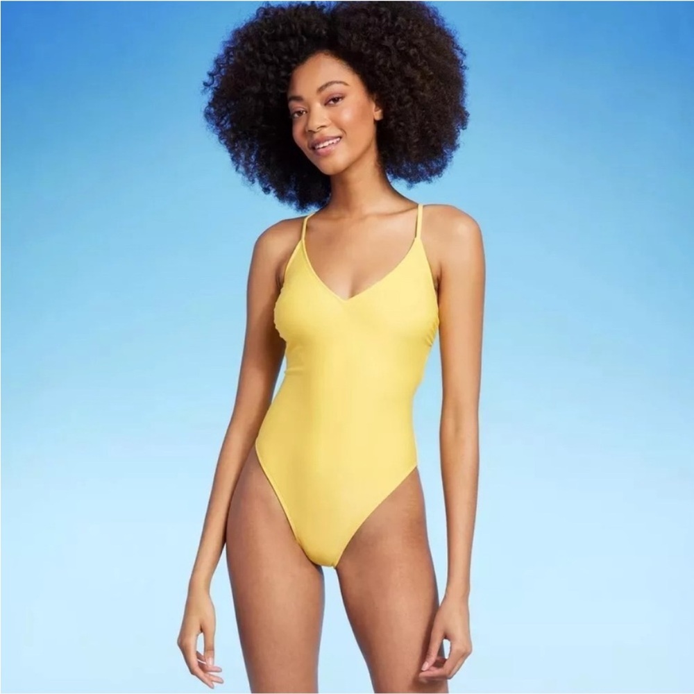 NWT- Shade & Shore V-Neck Yellow One-Piece Swimsuit - Size Small (4-6)